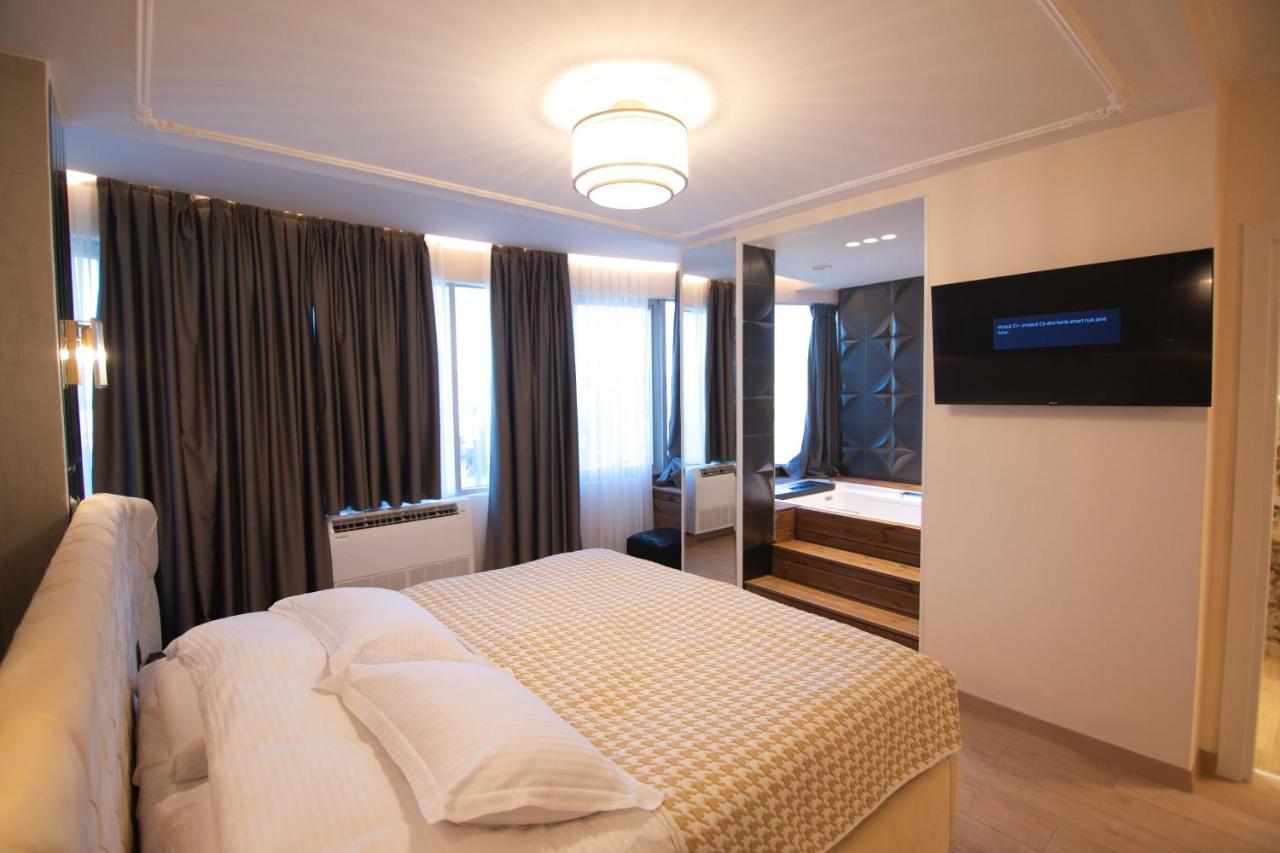Sky View Hotel 코르처 외부 사진