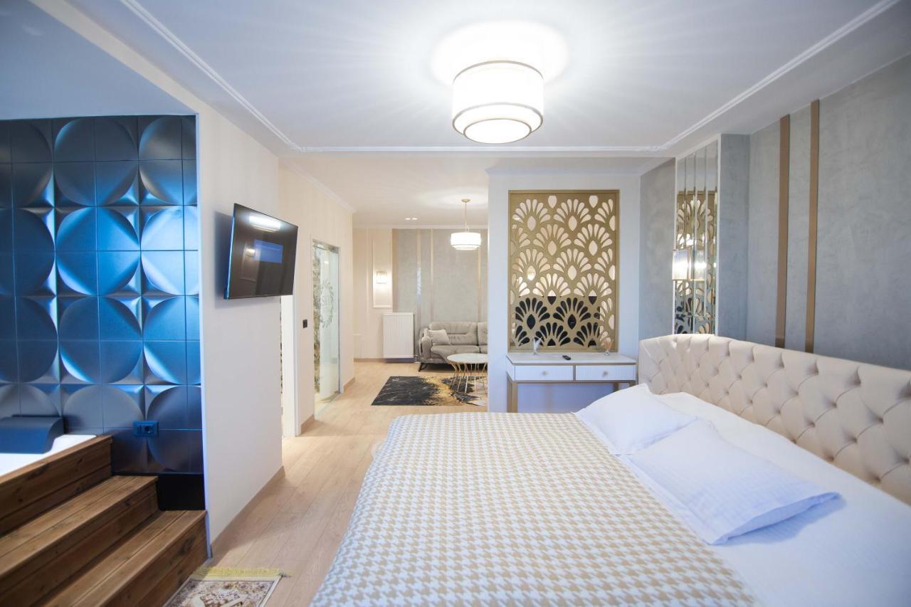 Sky View Hotel 코르처 외부 사진