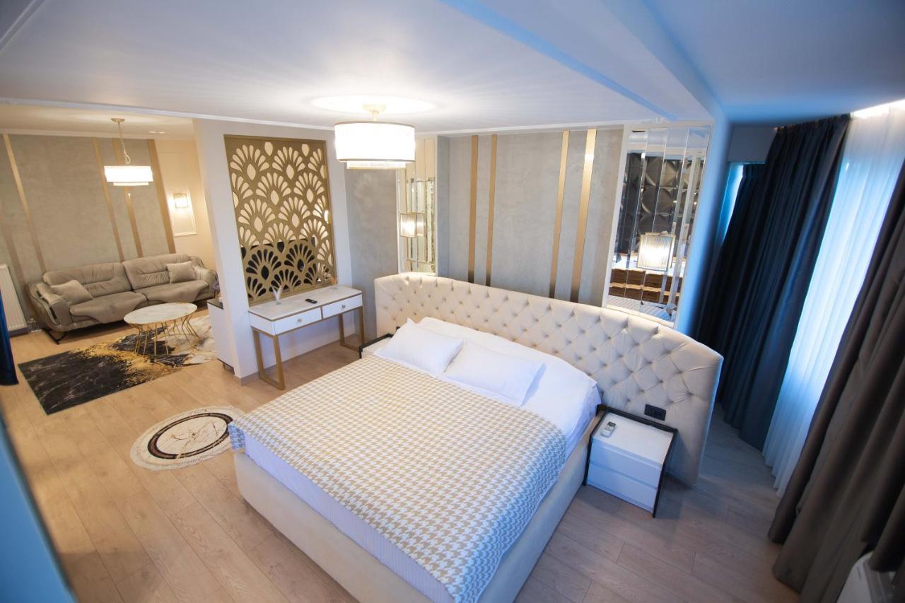 Sky View Hotel 코르처 외부 사진
