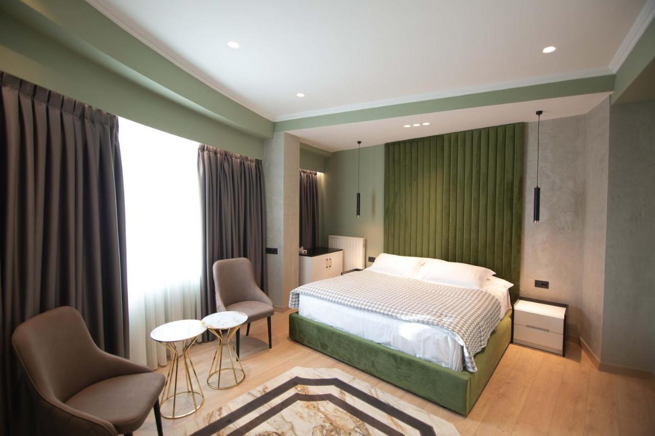 Sky View Hotel 코르처 외부 사진