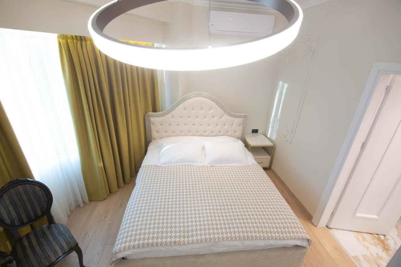 Sky View Hotel 코르처 외부 사진