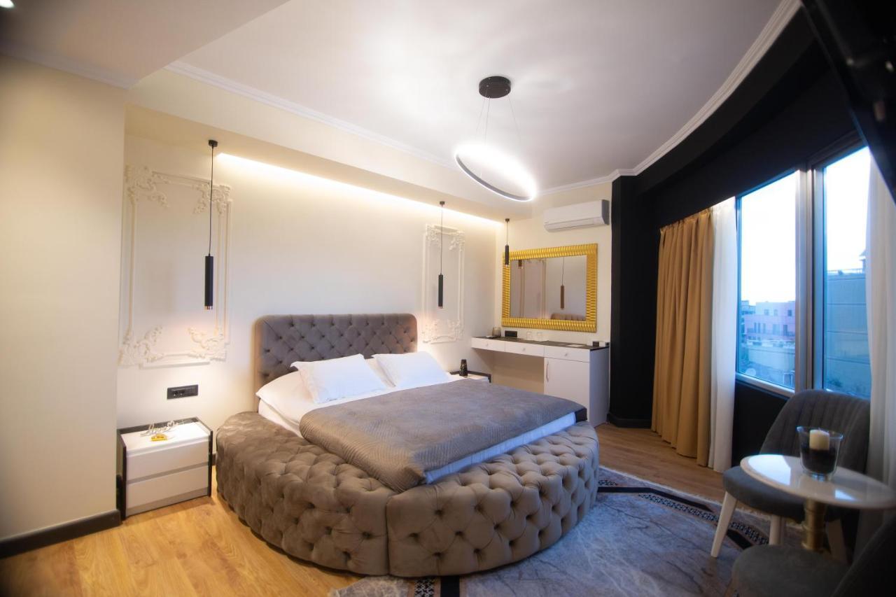 Sky View Hotel 코르처 외부 사진