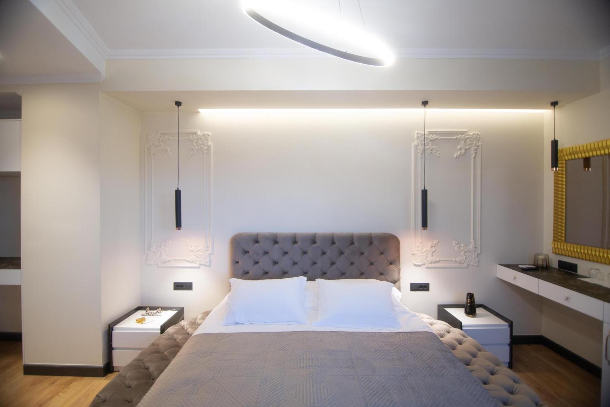 Sky View Hotel 코르처 객실 사진