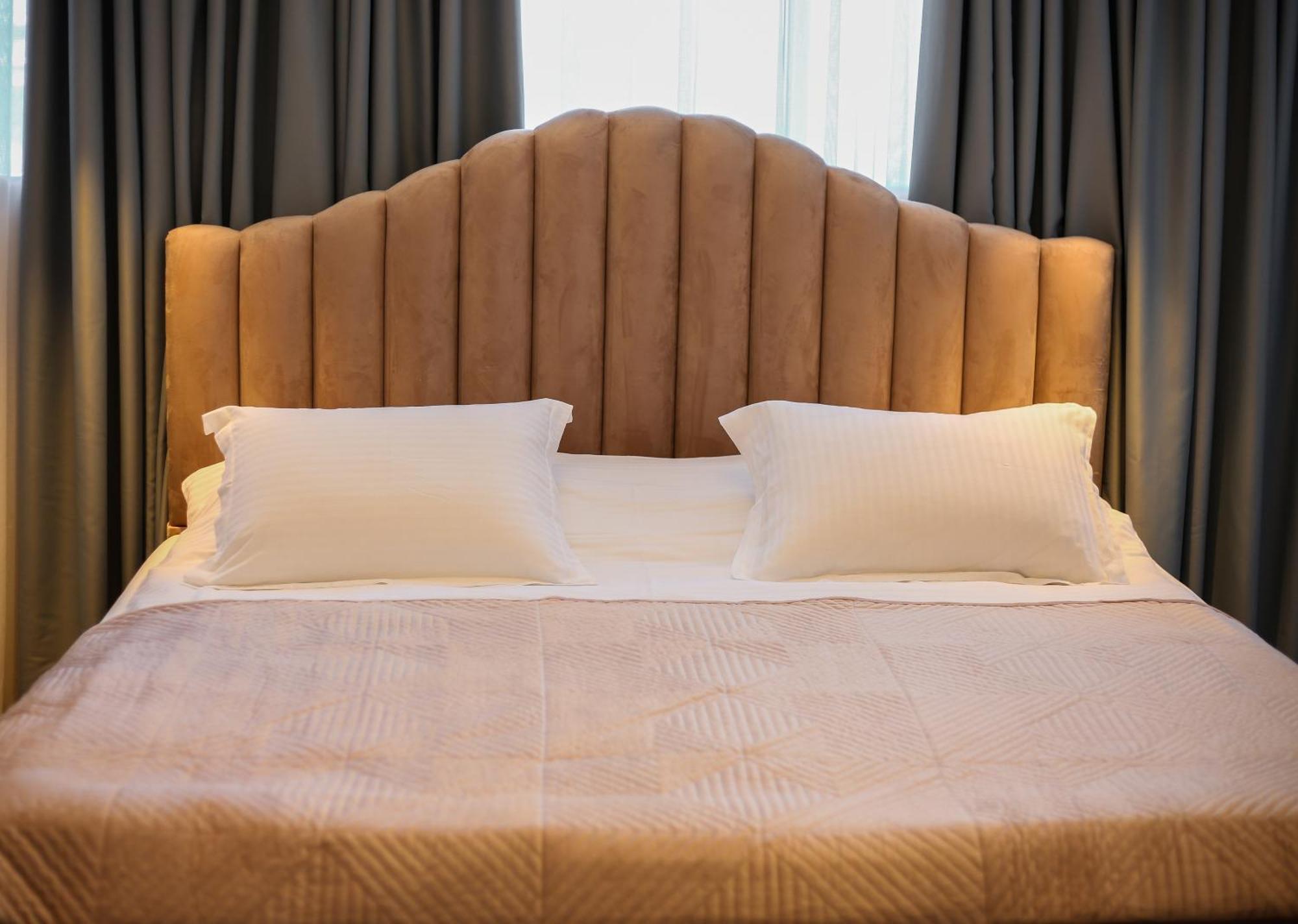 Sky View Hotel 코르처 외부 사진